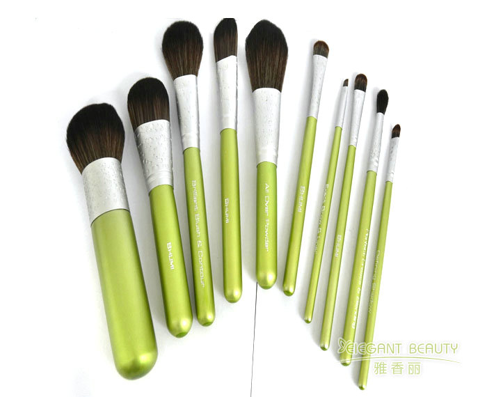 作为生产定制厂家，你们如何确保成套d2短视频app破解版的质量与耐用性？